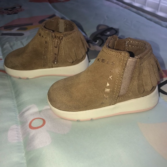 Tucker+Tate Lily Boot - Picture 2 of 7